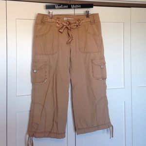 Aero cargo Capri pants