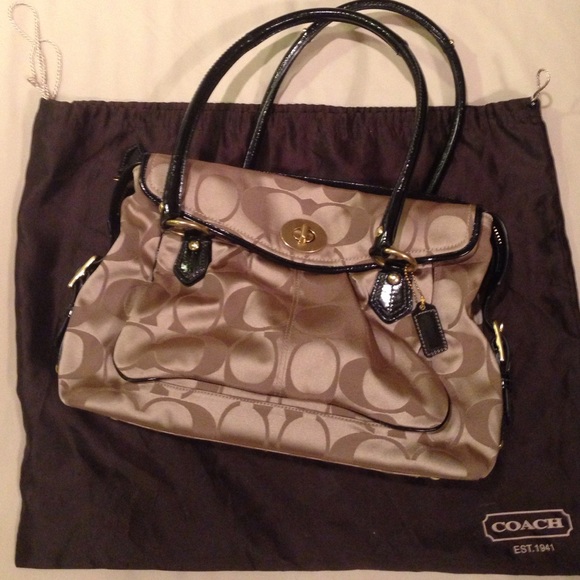 Coach purse 100% authentic