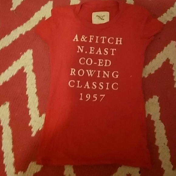 Abercrombie and fitch t shirt