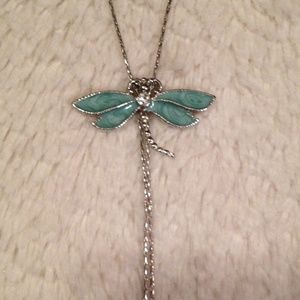 Super cute dragonfly necklace