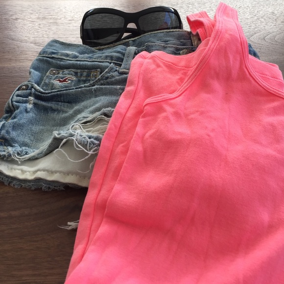 Old navy neon pink tami