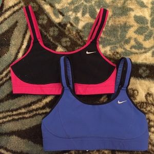 Nike Swift Adjustable sports bra