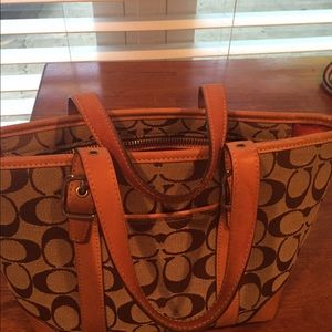 Small Coach purse cute!!
