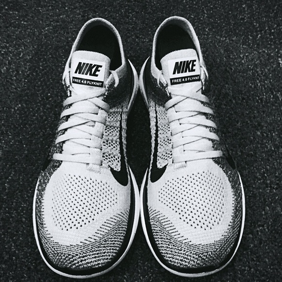 MENS Nike Free 4.0 Flyknit Size: 10