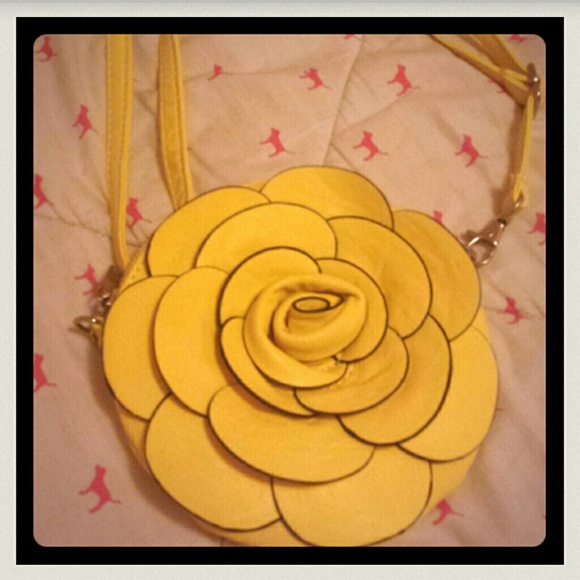 Brand new* Flower purse
