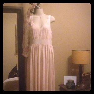 🌺 Pale pink dress and matching floral scarf