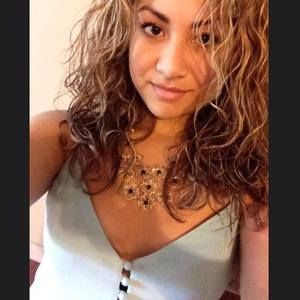 Meet your Posher, Lorena