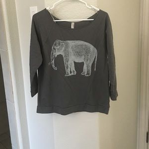Never worn adorable elephant top