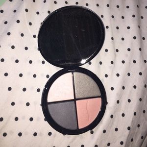 new sephora eye shadow! called last dance! ❤️