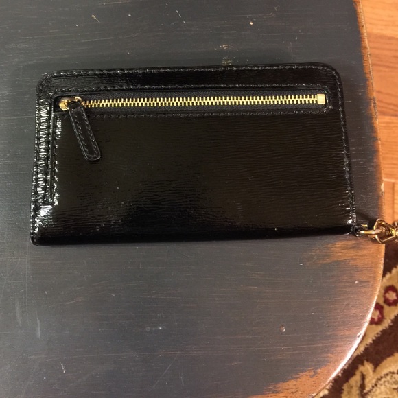 Authentic Michael Kors  Black Wristlet - Picture 3 of 3