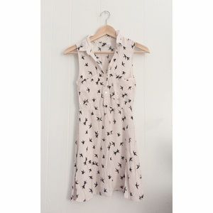 🍒H&M divided 🍒 bird silhouette shirt dress