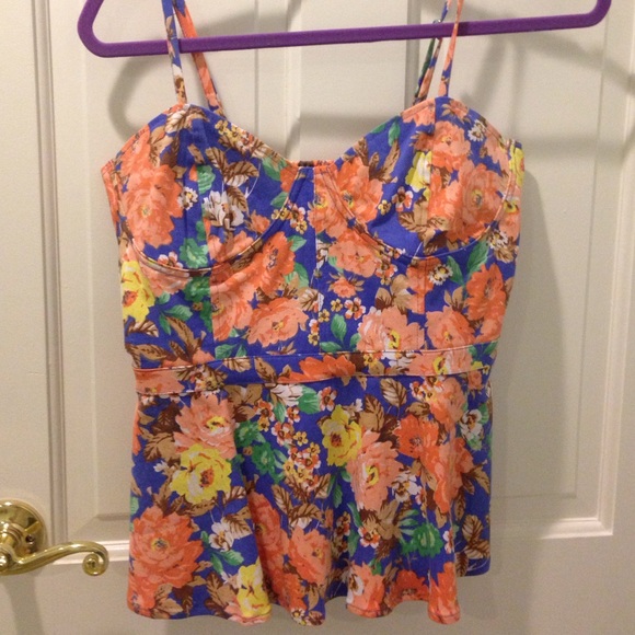 Floral peplum stretch top