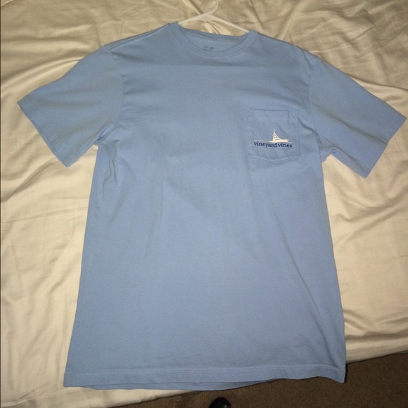 vineyard vines short sleeve shirt