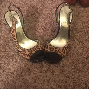 Leopard guess heels