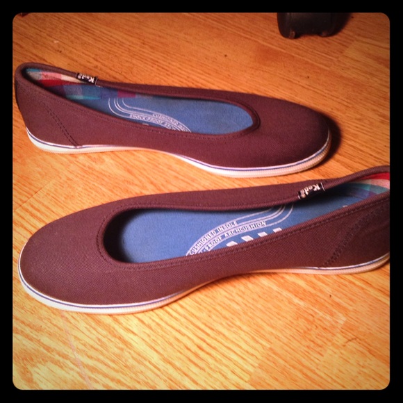 Navy blue keds slip on