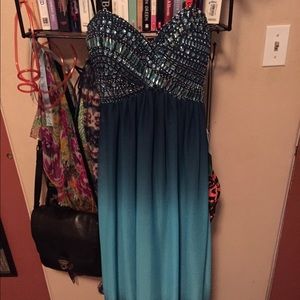 Prom dress