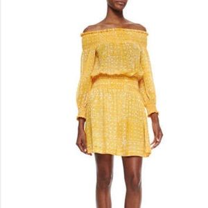 Really pretty Michael Kors !