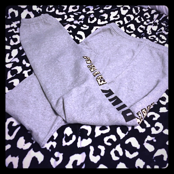 Victoria's Secret Leopard Campus Pant