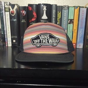 💎NWOT Vans SnapBack
