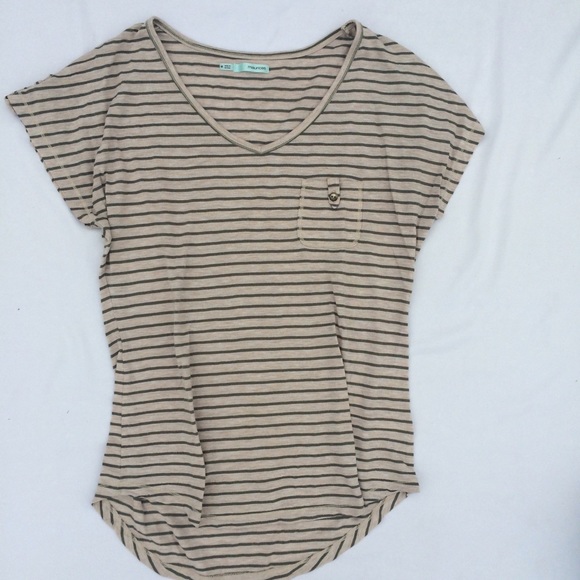 SOLD Striped Top - Picture 2 of 3