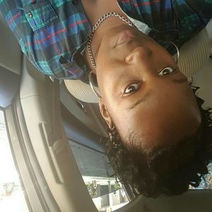 Meet your Posher, Roberta