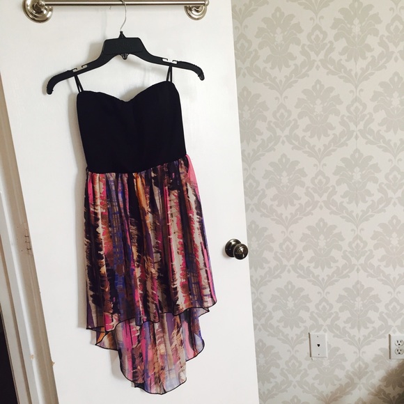 High low dress - Picture 1 of 4