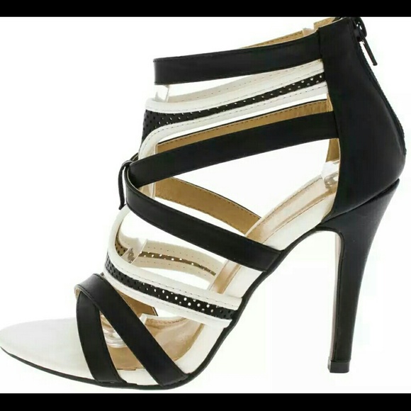 Liliana Sexy black and white strappy shoe
