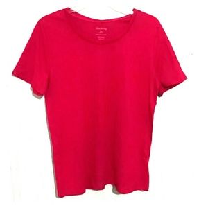 Plain pink/dark pink tee
