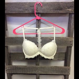 NWOT Victoria's Secret Pink T strap bra. 32 DD.