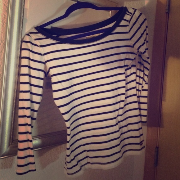 Hollister Boat Neck Long Sleeve Tee