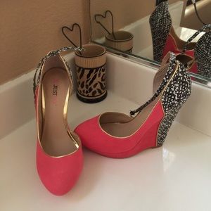 Melon Snakeprint Wedges 7 1/2