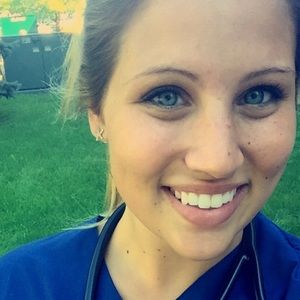 Meet your Posher, Marissa