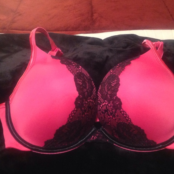 Cacique Other - 💝Smooth Boost Plunge Lace Bra💝