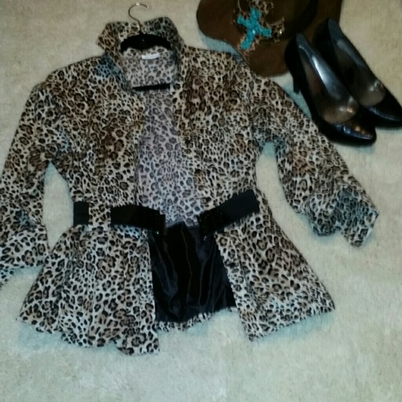 LEOPARD TOP