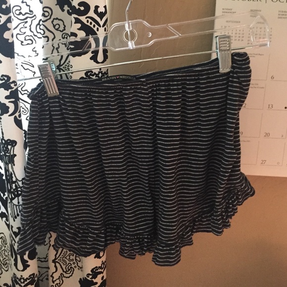 brandy Melville vodi shorts