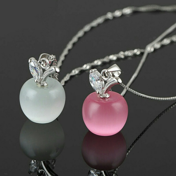 Apple necklace