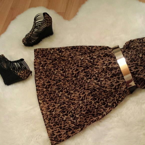 **SOLD** Leopard Dress - Picture 3 of 4