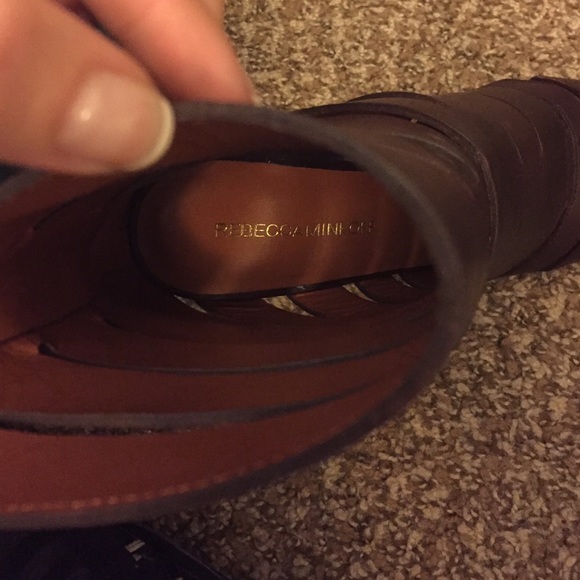 Shoes - Picture 2 of 4