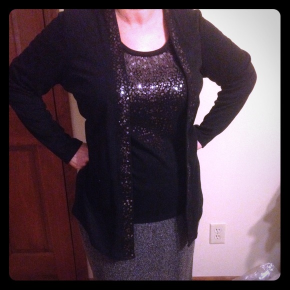 Sequin embellished Quacker Factory sweater set!