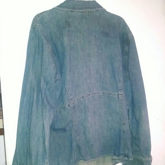 Plus size - Picture 2 of 2