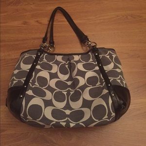 Authentic Coach Alexandria Shunting Bag