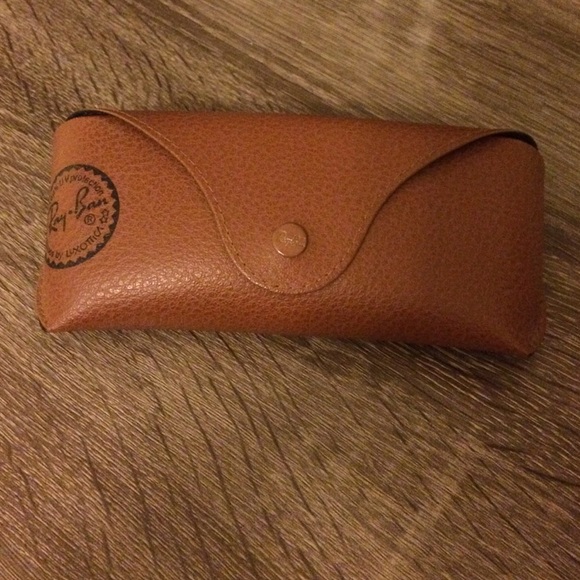 Ray-Ban tortoise shell framed New Wayfarer