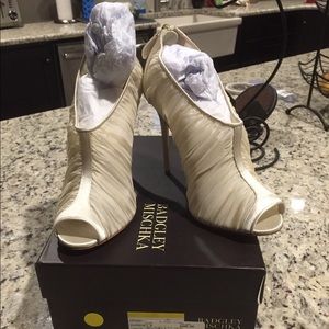 Badgley Mischka booties