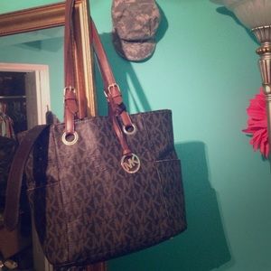 Michael Kors purse