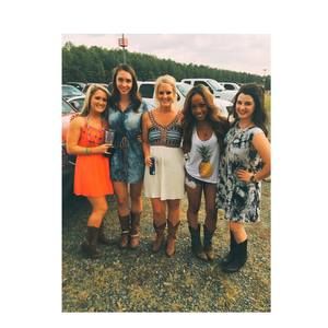 Meet your Posher, Erica