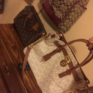 Louis Vuitton speedy 25