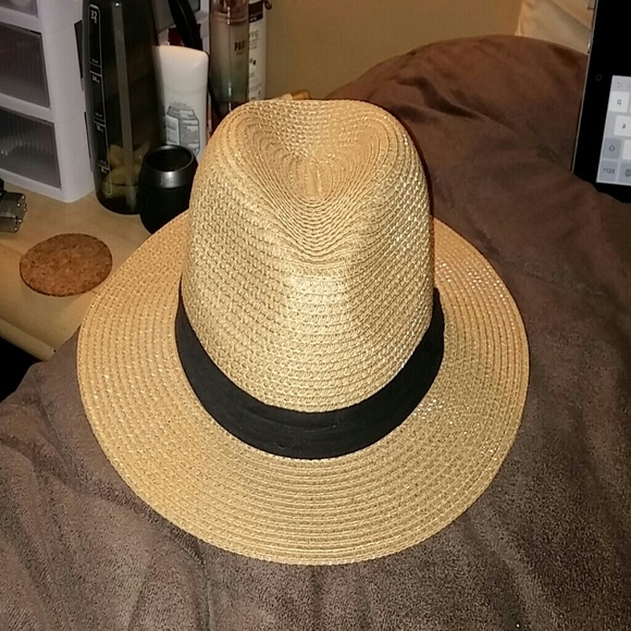 Tan & black sun hat