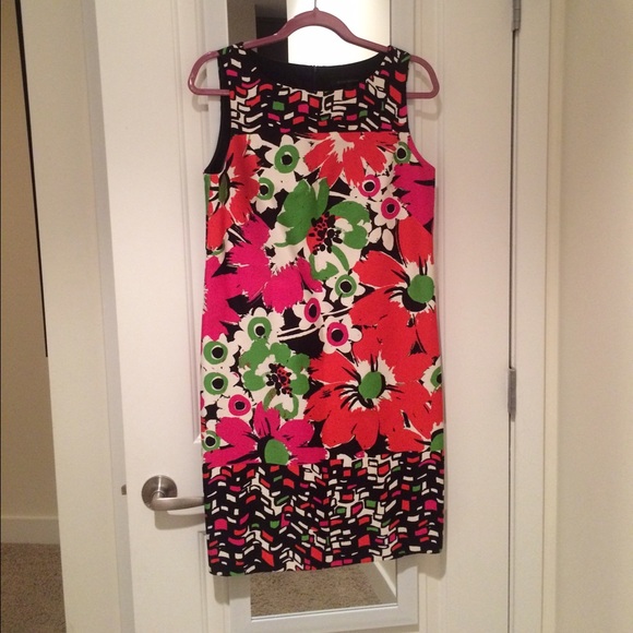 David Meister Dresses & Skirts - David Meister Bold Pattern Designer Dress