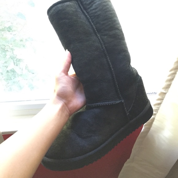 UGG Shoes - Costco "uggs" super cute, worn out!