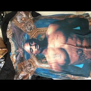 Tupac Versace inspo